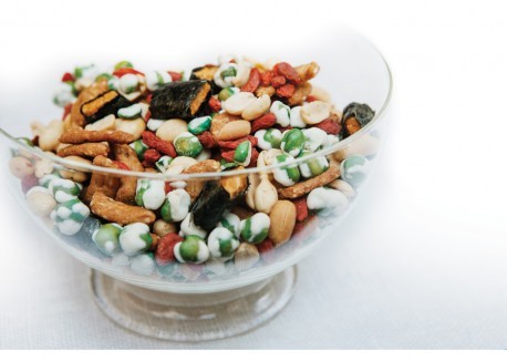 Asian-style snack mix