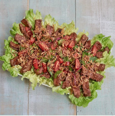 Asian warm beef salad