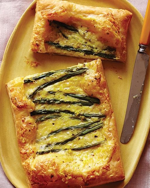 Asparagus & cheese tarts