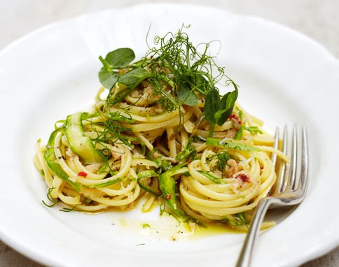 Asparagus & crab linguine