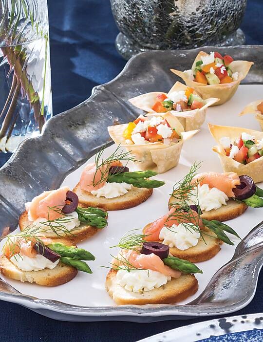 Asparagus & smoked salmon bagel chip crostini