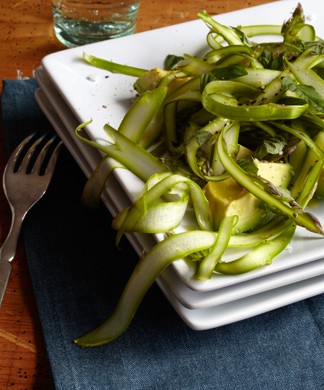 Asparagus and avocado salad