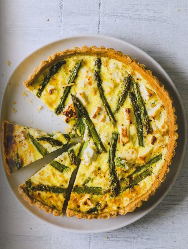 Asparagus and feta quiche