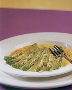 Asparagus and Gabriel cheese gratin