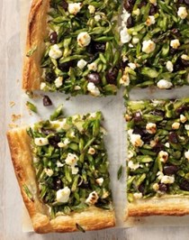 Asparagus and goat cheese tart
