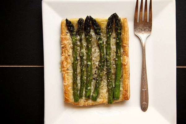 Asparagus and Gruyere tarts