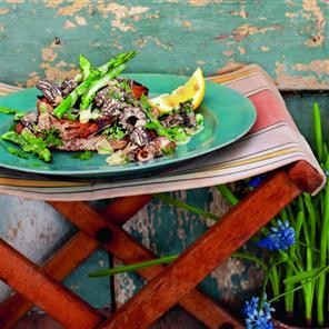 Asparagus and morels on toast