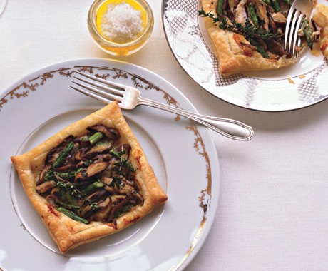 Asparagus and mushroom tarts