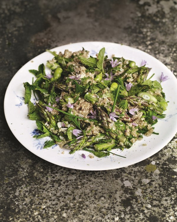 Asparagus and quinoa salad with peas and broad beans