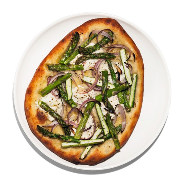 Asparagus and ricotta flatbread