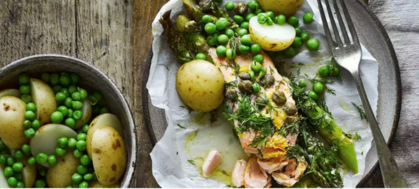 Asparagus and salmon parcels