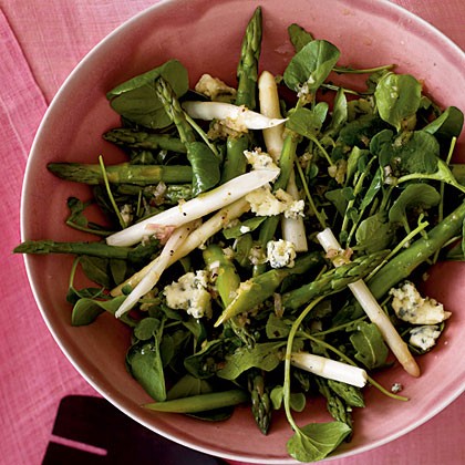 Asparagus and spring greens salad with Gorgonzola vinaigrette