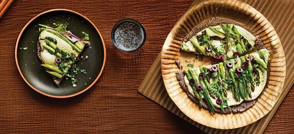 Asparagus and spring onion tarts with black bean crust [gremolata]