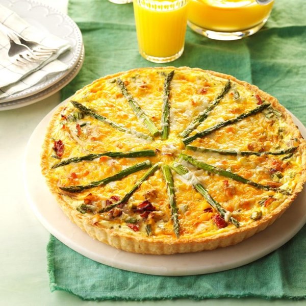 Asparagus, bacon & shallot tart