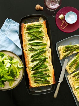Asparagus, dill and onion tart