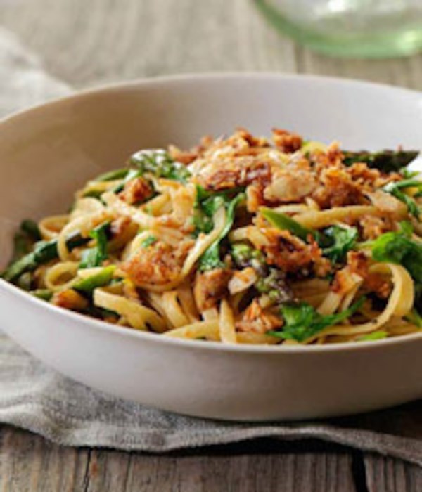 Asparagus linguine with almond butter crisp