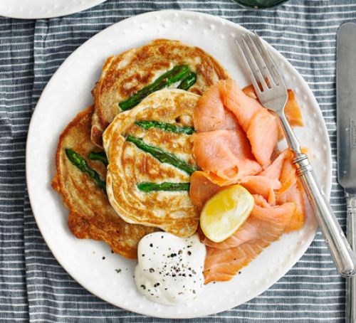 Asparagus pancakes with smoked salmon