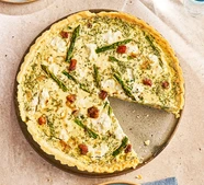 Asparagus, pancetta & goat's cheese quiche (Georgia Hughes)
