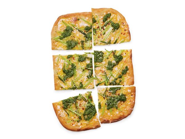 Asparagus pizza