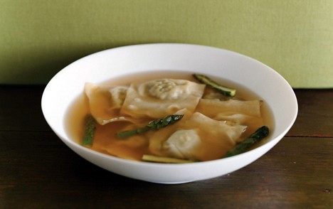 Asparagus ravioli in Parmesan broth