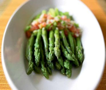 Asparagus salad