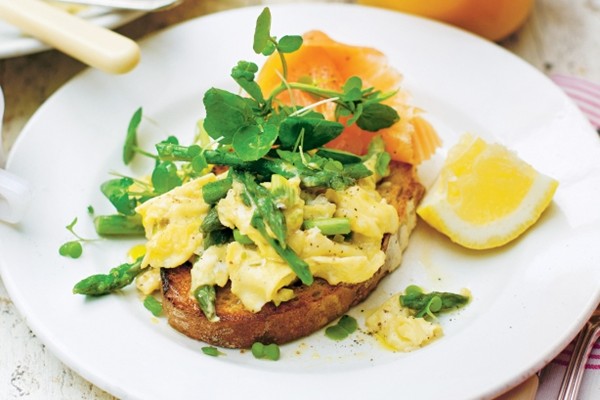 Asparagus Scrambled Eggs With Smoked Salmon Recipe Eat Your Books