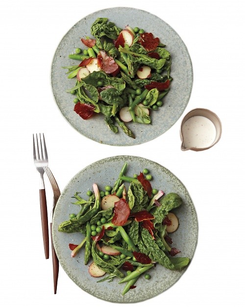 Asparagus, spinach, and crisped-prosciutto salad