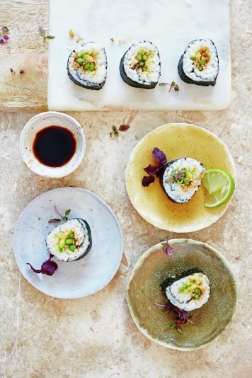 Asparagus sushi