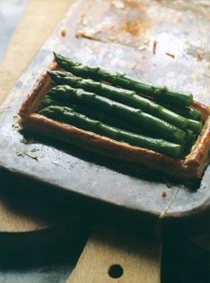Asparagus tart