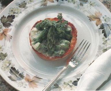 Asparagus tarts [Sonia Stevenson]