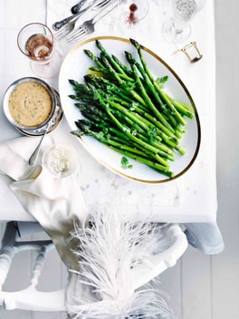 Asparagus with blood-orange and chervil Hollandaise