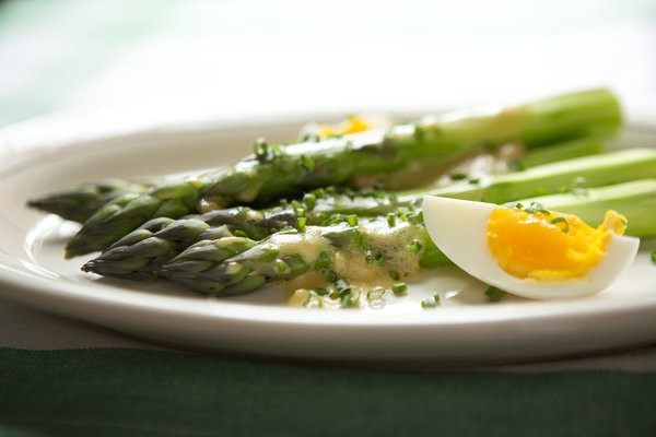 Asparagus with mustard vinaigrette