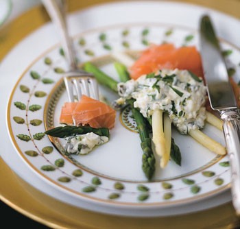 Asparagus with smoked salmon and gribiche sauce