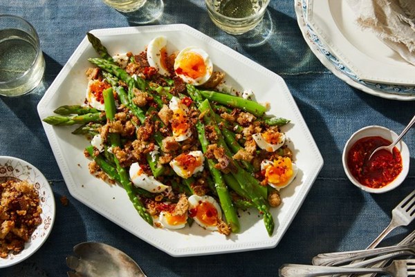 Asparagus with soft-boiled eggs & anchovy bread crumbs 