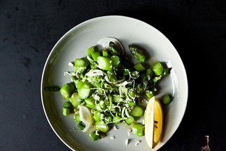 Asparagus with young garlic and horseradish