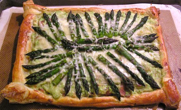 Asparagus, zucchini and ricotta tart