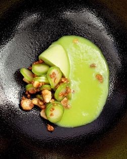 Asparagus/hazelnut