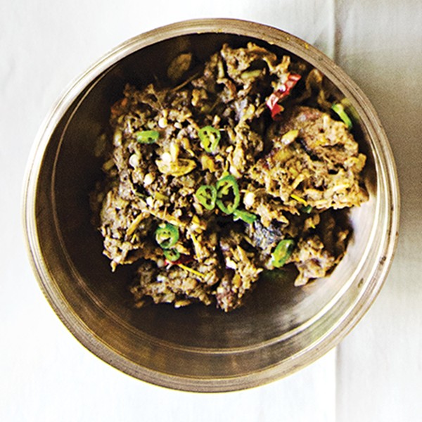 Assamese pigeon with banana flower (Koldilere rondha paro manxo)