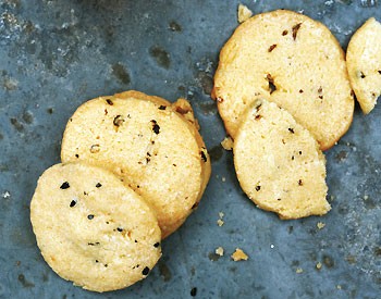 Assorted cheddar crisps