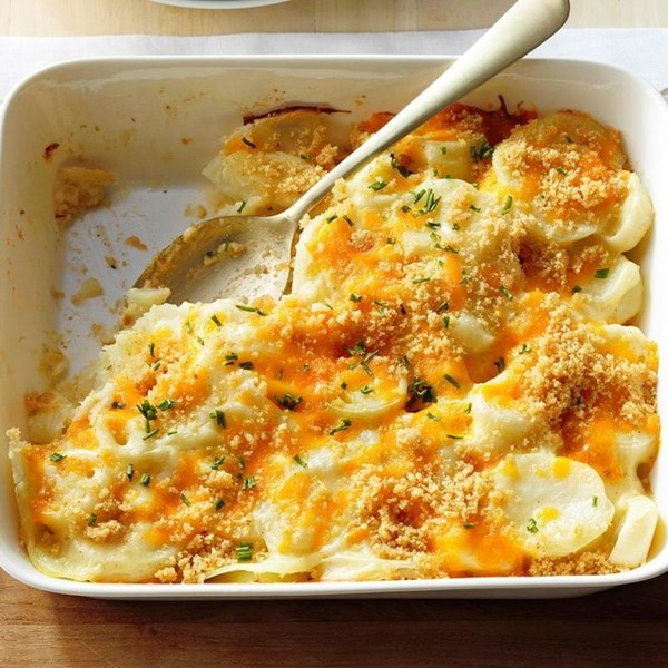 Au gratin potatoes & leeks