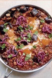 Aubergine & broad beans with eggs (Bitinjan w ful ma 'beyd)
