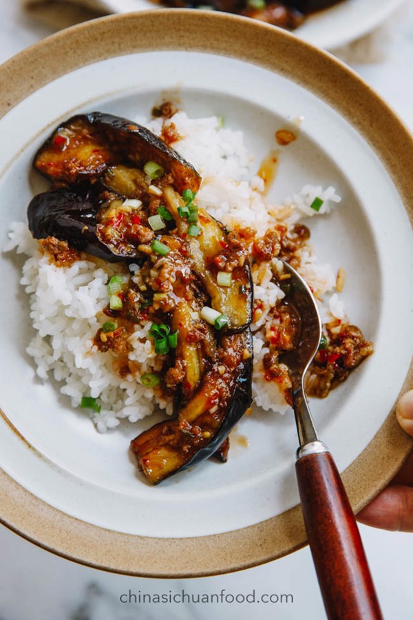  Aubergine & minced pork (Yu xiang eggplant)