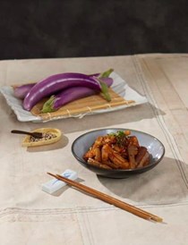Aubergine banchan (Gaji namul)