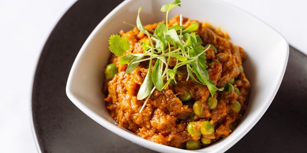 Aubergine curry (Brinjal bhaji)