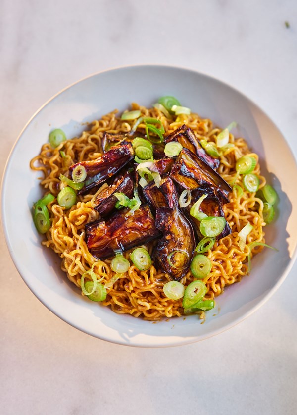 Aubergine gochujang noodles