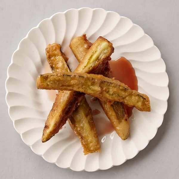 Aubergine in sweet and sour sauce