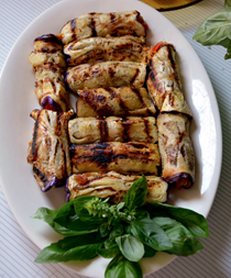 Aubergine rolls (Involtini di melanzane)