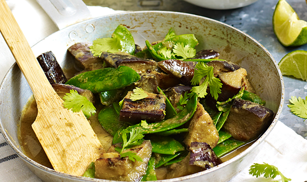 Aubergine Thai jungle curry
