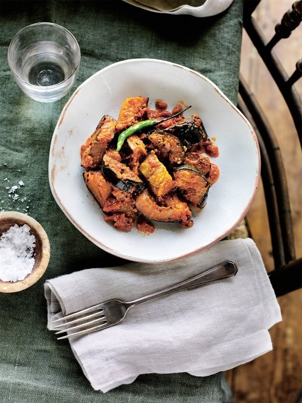 Aubergine with nigella and poppy seed