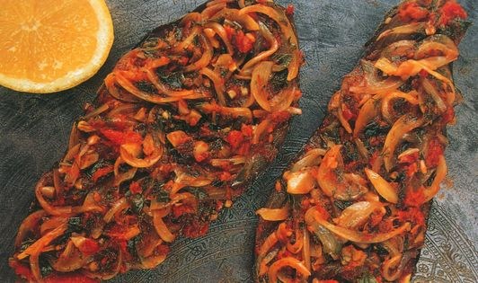 Aubergines with onion and tomato (Imam bayildi)